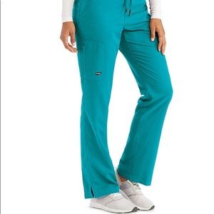 Grey’s Anatomy Destination 6-pocket Scrub Pant. Teal. Small